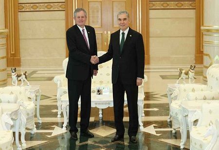 Turkmenistan, US Explore Stronger Energy and Trade Cooperation
